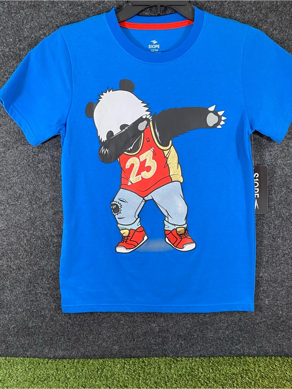 Boys Dancing Hip-Hop Bulls 23 Michael Jordan Panda Bear T-Shirt Boys 12-14 Blue